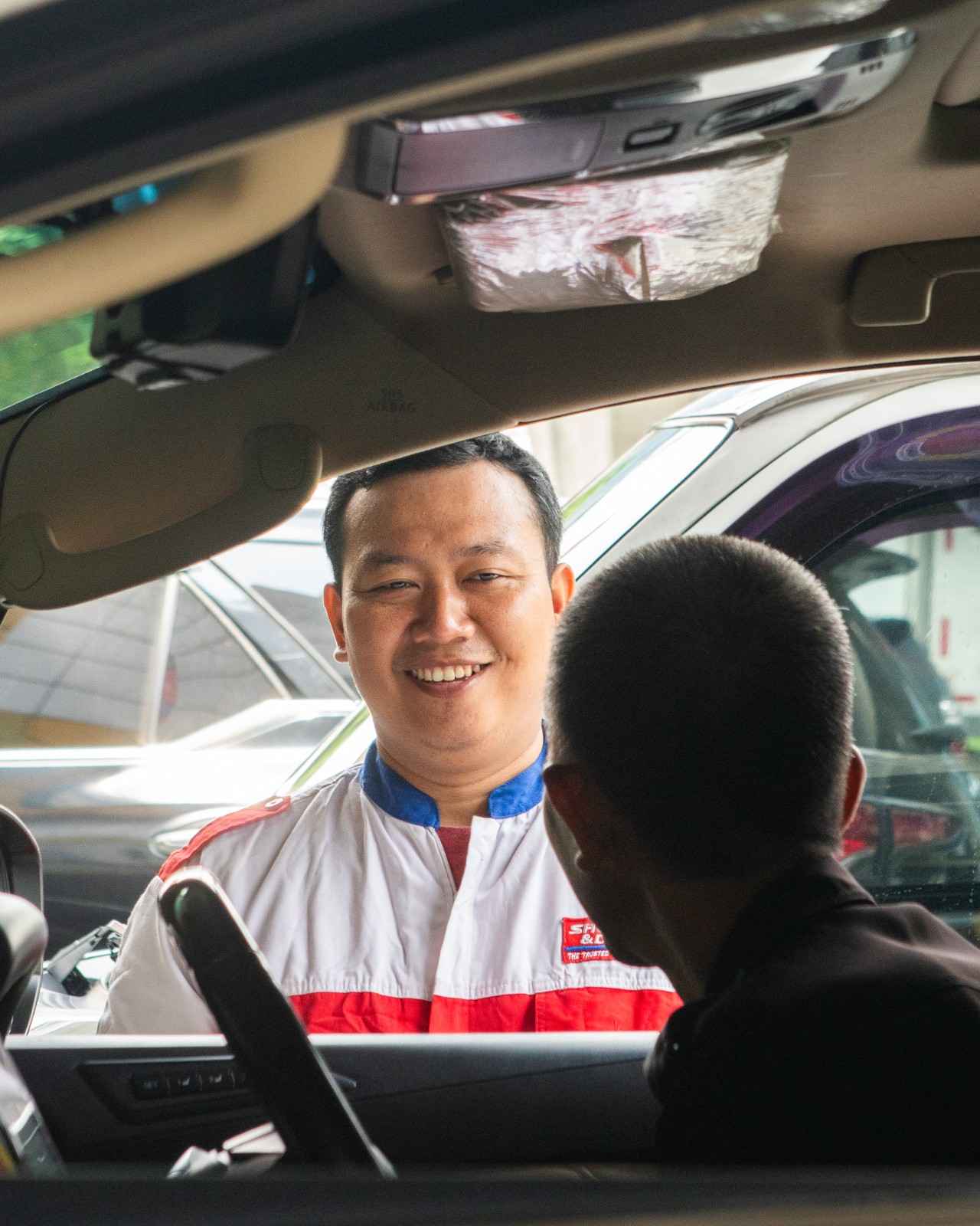 Bengkel Aki Mobil Terdekat: Solusi Cepat Saat Aki Soak